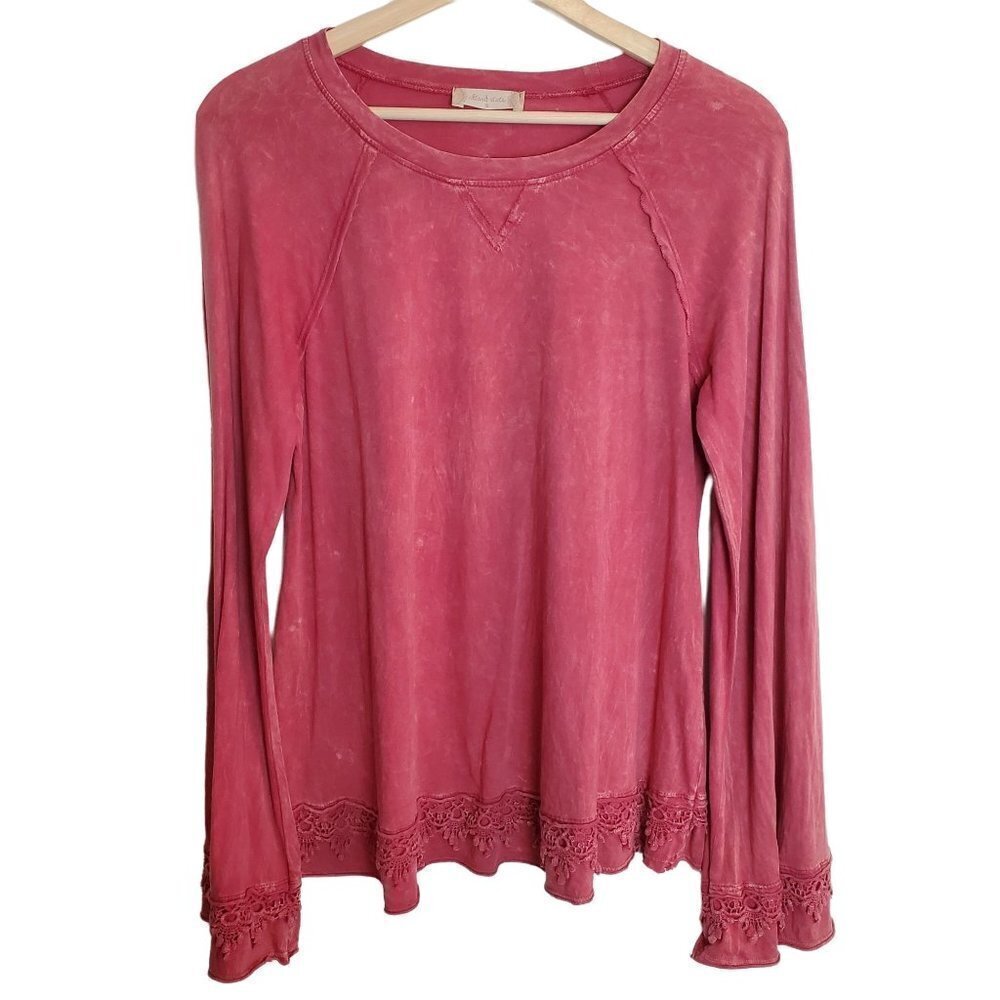 Altar'd State Small red Bohemian Top Blouse Peasant cottagecore Lace trim Boho